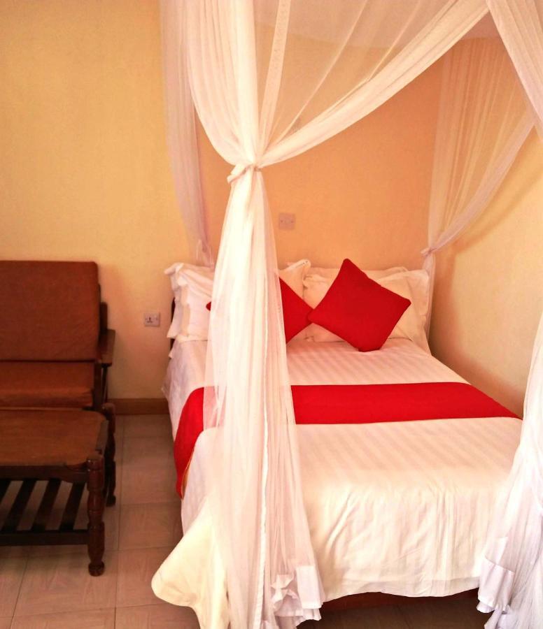 Bomen Hotel Isiolo Exterior foto